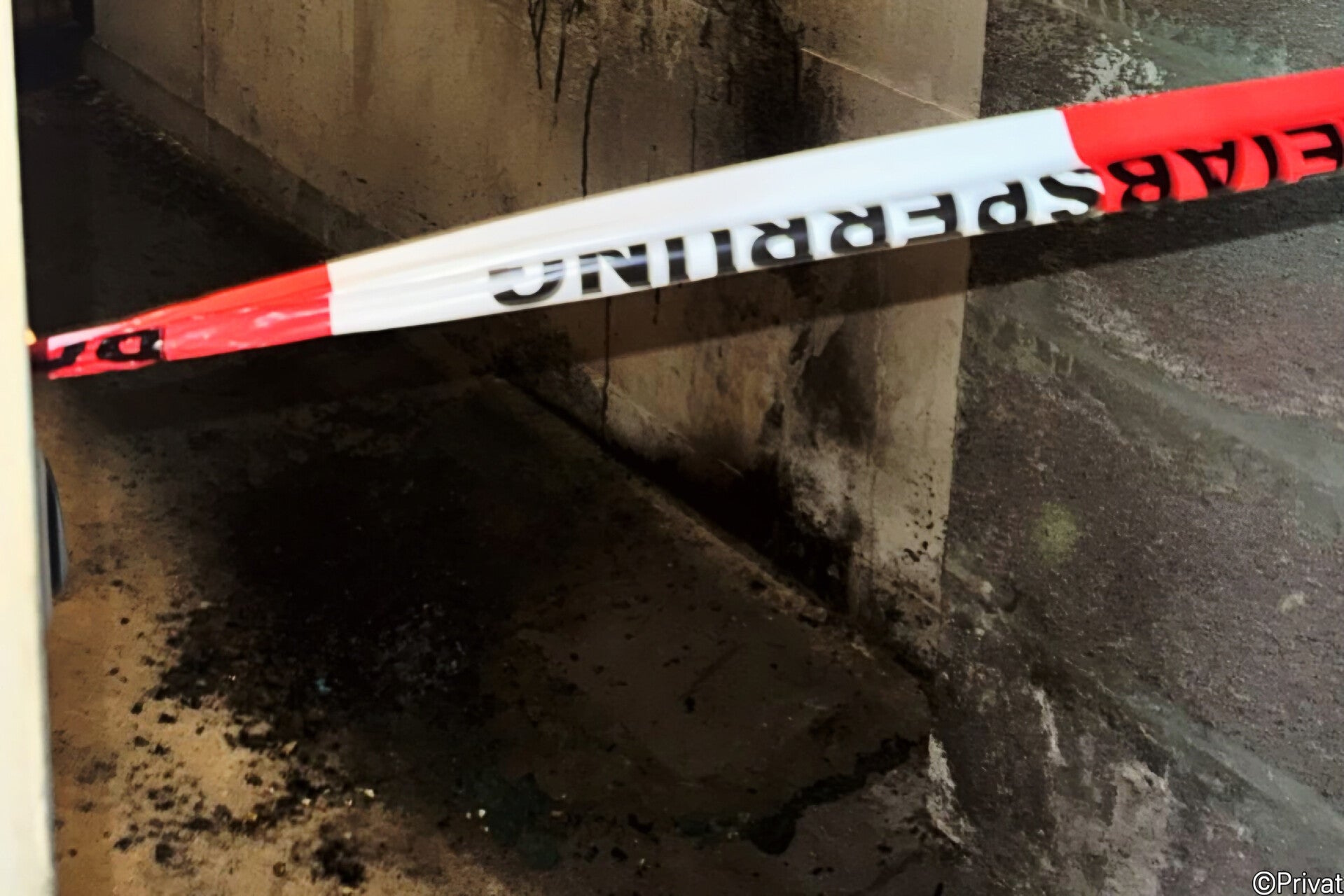 Polizei geht von versuchter Brandstiftung aus – Brandermittler nach Kellerbrand auf der Heimannstraße im Einsatz