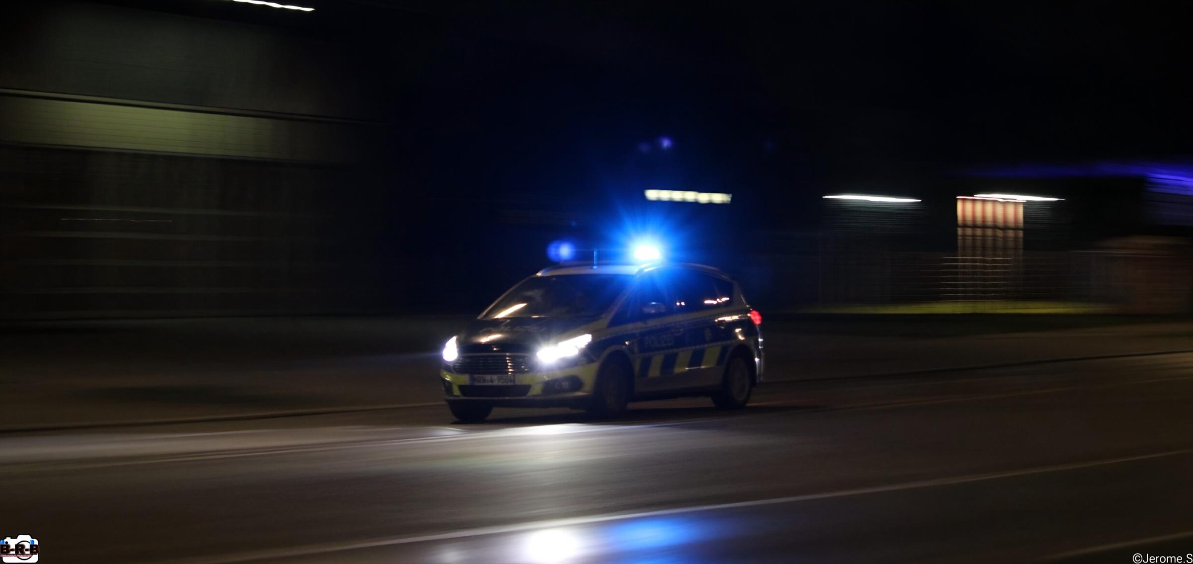 Fenster aufgehebelt Einbruch in Bottroper Wohnhaus