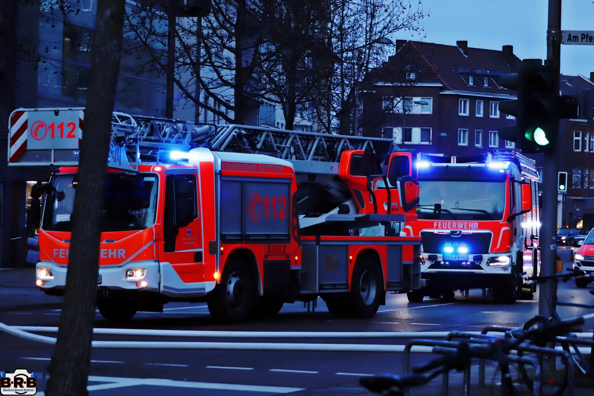 Kellerbrand am Pferdemarkt: Eine Person mit Verdacht auf Rauchgasvergiftung im Krankenhaus