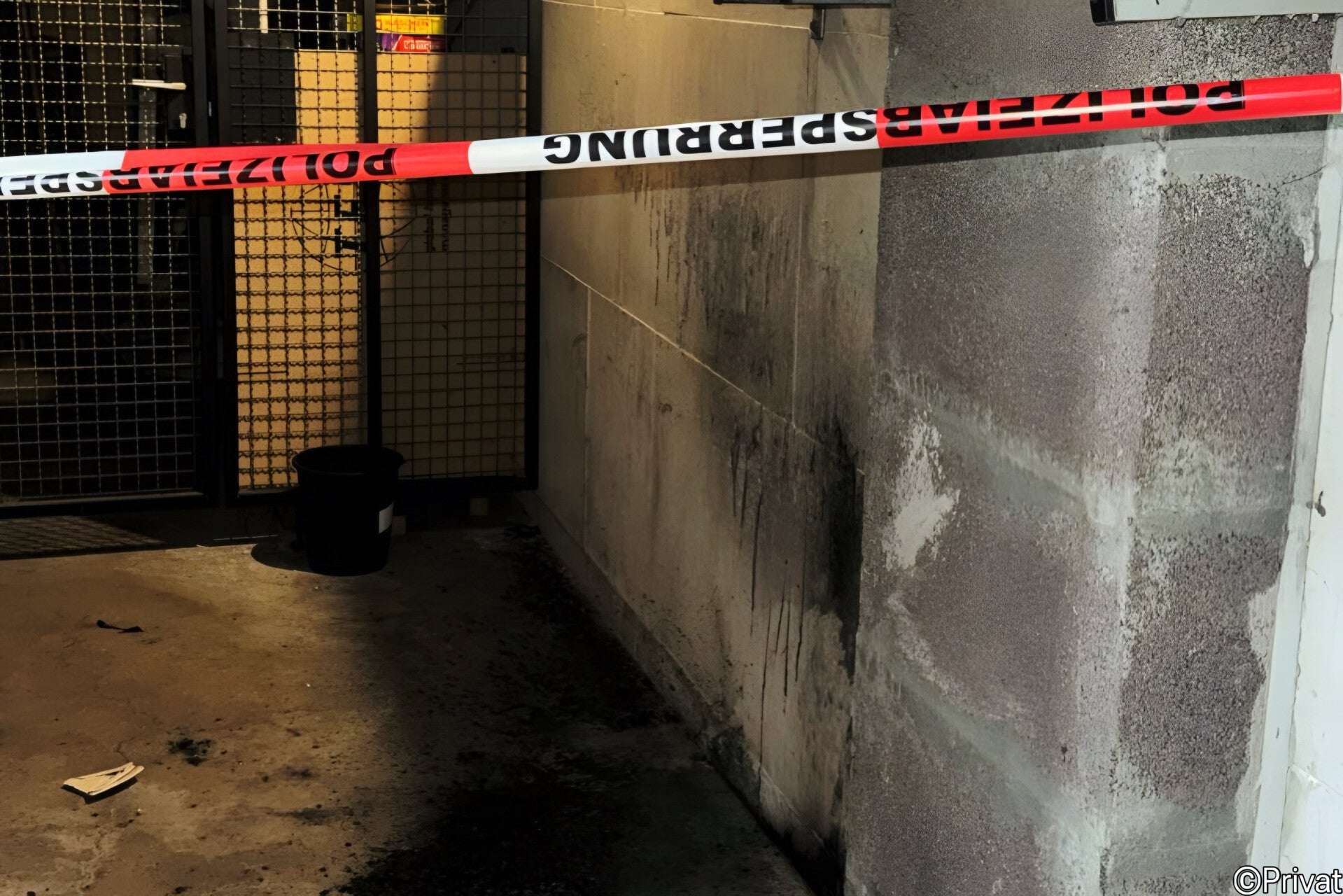 Polizei geht von versuchter Brandstiftung aus – Brandermittler nach Kellerbrand auf der Heimannstraße im Einsatz