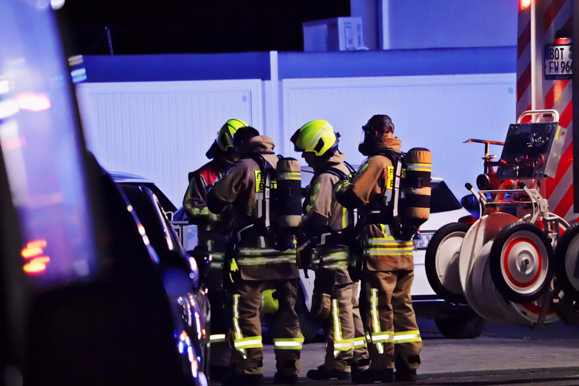 Lenbachstraße Ungewöhnlicher Geruch löst Feuerwehreinsatz aus