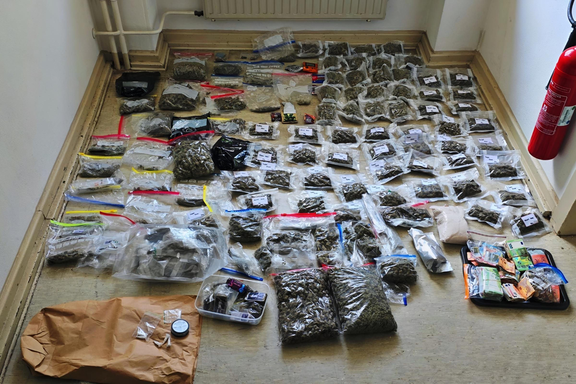 Fichtestraße: Sieben Kilo Marihuana und Amphetamin sichergestellt – 30-Jähriger vorläufig festgenommen