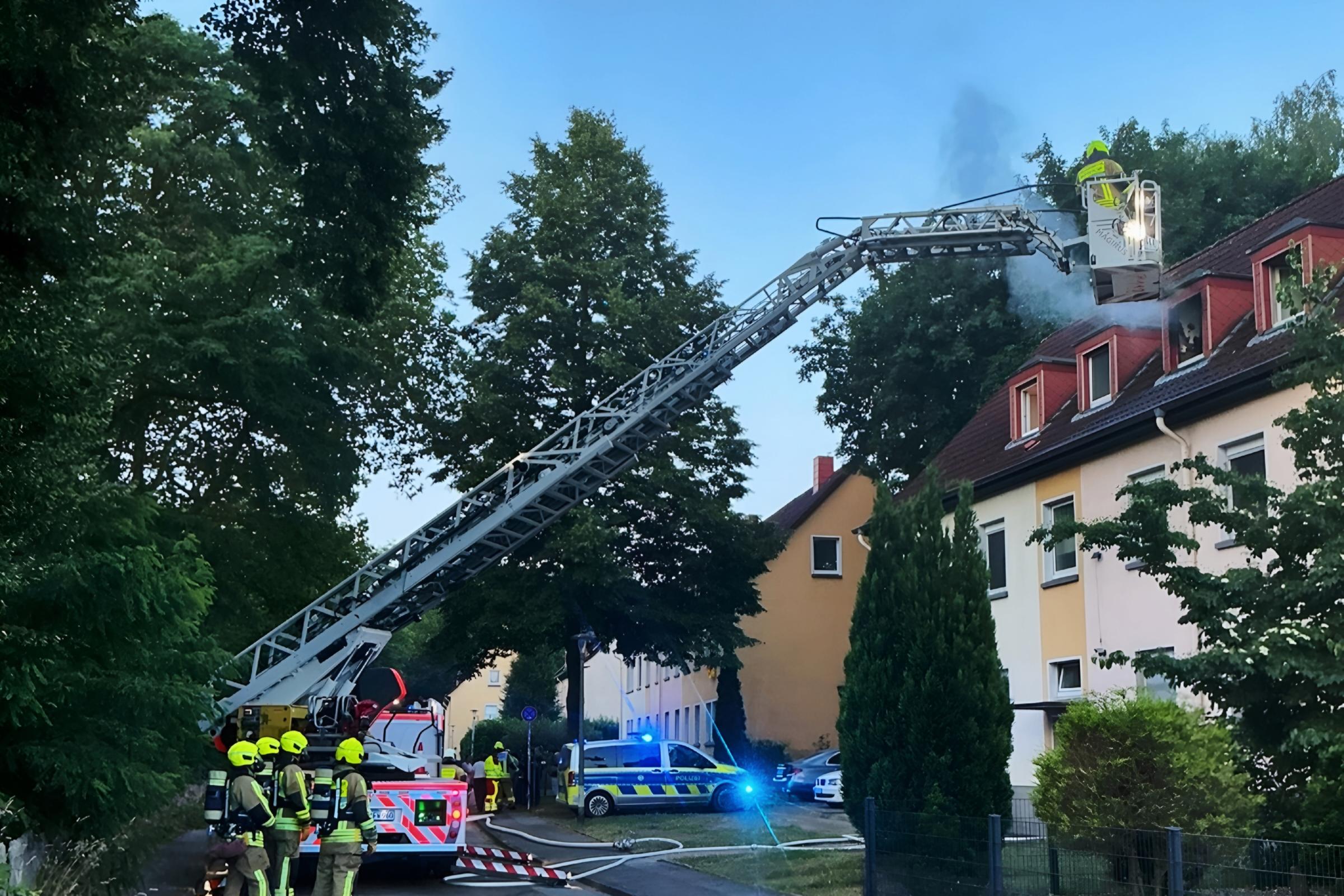 Walter Spindler Straße: Wohnungsbrand endet dank schnellem Eingreifen glimpflich